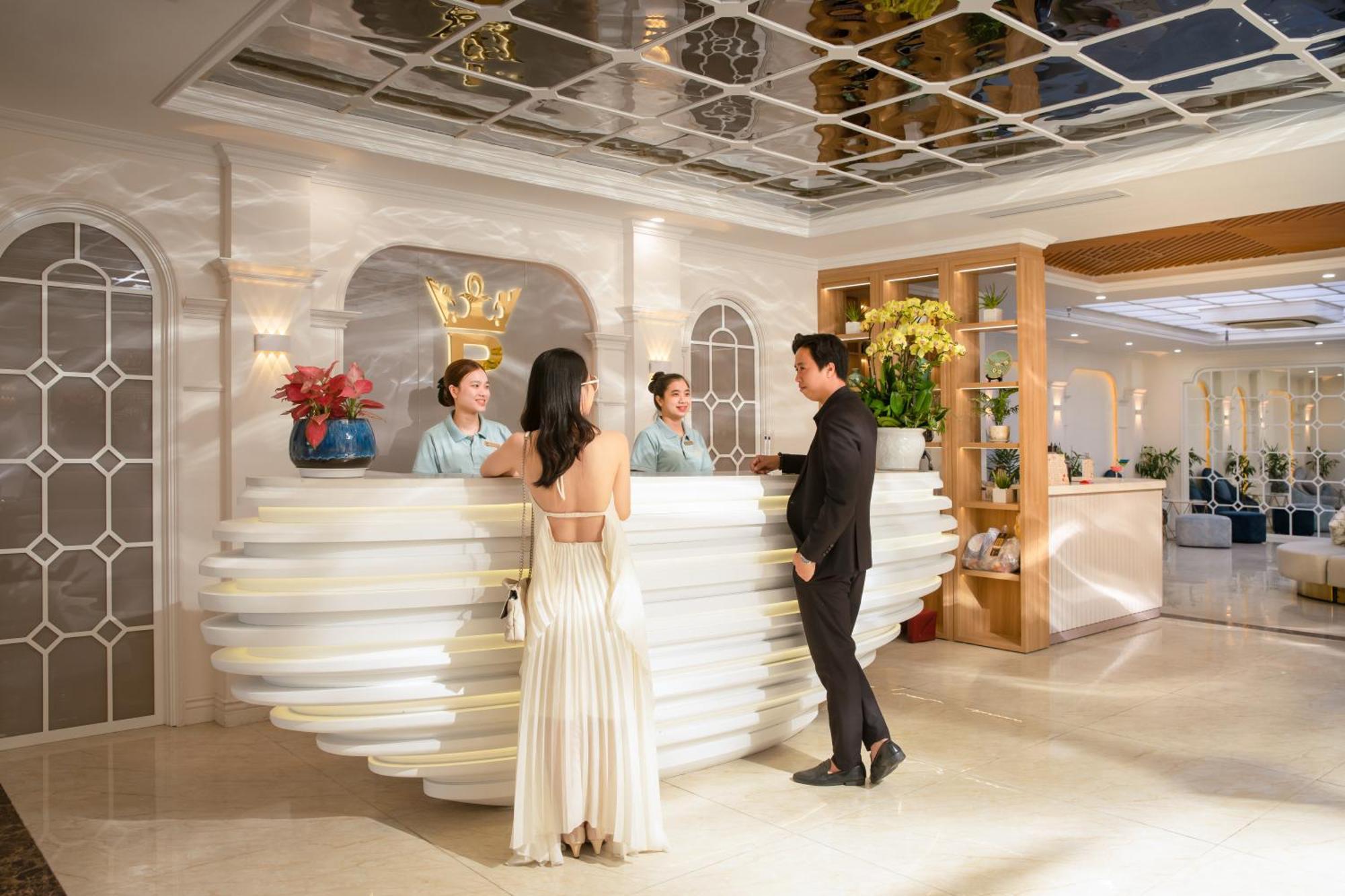 Paracel Beach Hotel Дананг Екстериор снимка