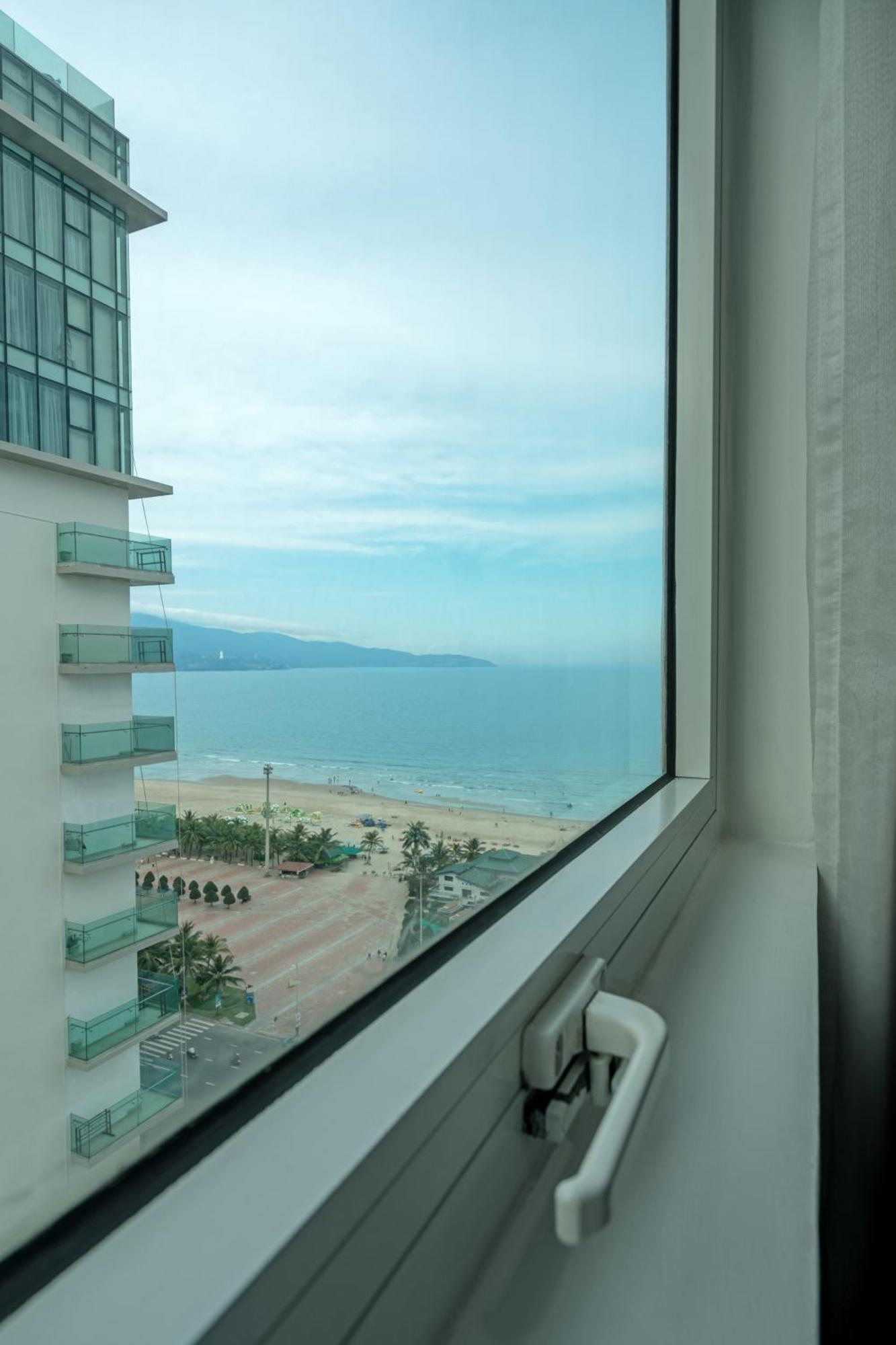 Paracel Beach Hotel Дананг Екстериор снимка